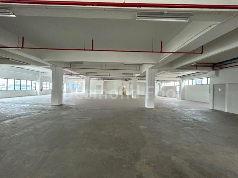 Factory / Workshop (B2) for Rent: Entire B2 Floor, Clean, on Macpherson - Image 1