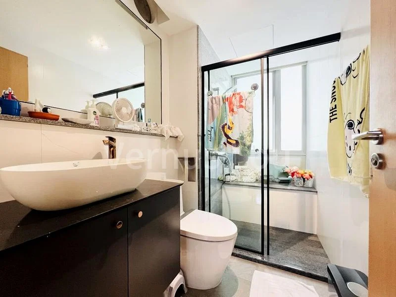 2 Bed Condo for Rent in  8 @ Mount Sophia - Image 3
