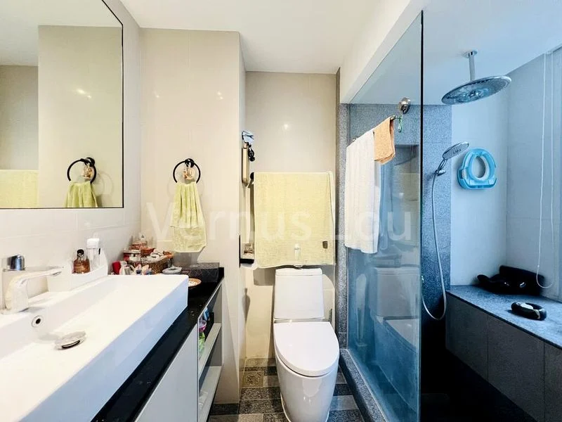 2 Bed Condo for Rent in  8 @ Mount Sophia - Image 5