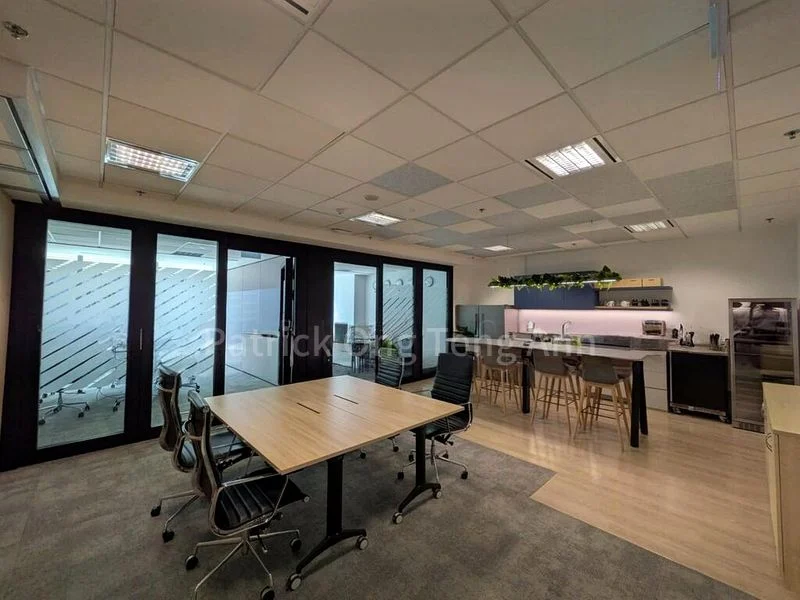 Office for Rent: Ocean Financial Centre - Image 3