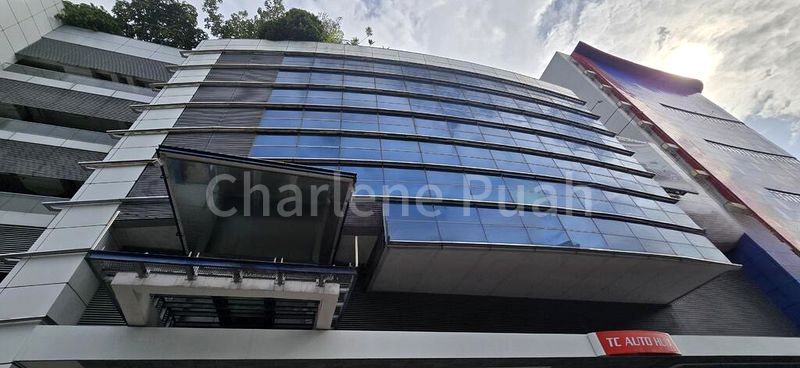 Light Industrial (B1) for Rent: Car Showroom @ Toa Payoh - Image 2