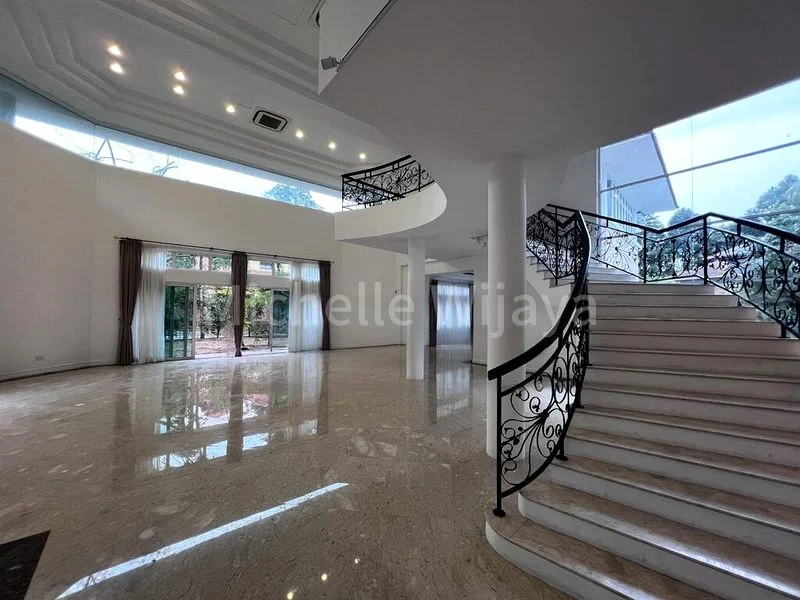 6 Bed Bungalow (Landed) for Rent in  Peirce Road - Image 1