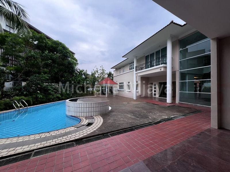 6 Bed Bungalow (Landed) for Rent in  Peirce Road - Image 4