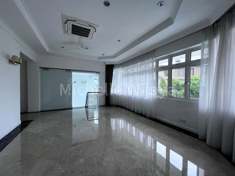 6 Bed Bungalow (Landed) for Rent in  Peirce Road - Image 4