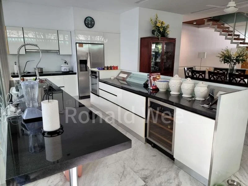5 Bed Semi-Detached House (Landed) for Rent in  The Yardley - Image 7
