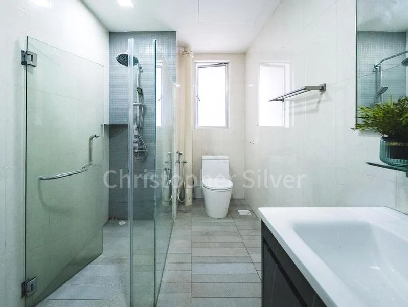 4 Bed Terraced House (Landed) for Sale in  Hougang Avenue 1 - Image 1