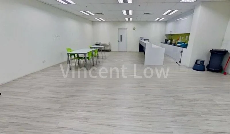 Office for Rent: Flexible Lease Duration, Office and Storage - Image 8