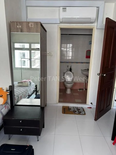Master Room (HDB) for Rent in  622 Bukit Batok Central - Image 6