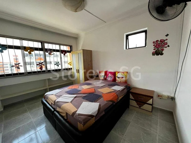 Room (HDB) for Rent in  705 Tampines Street 71 - Image 1