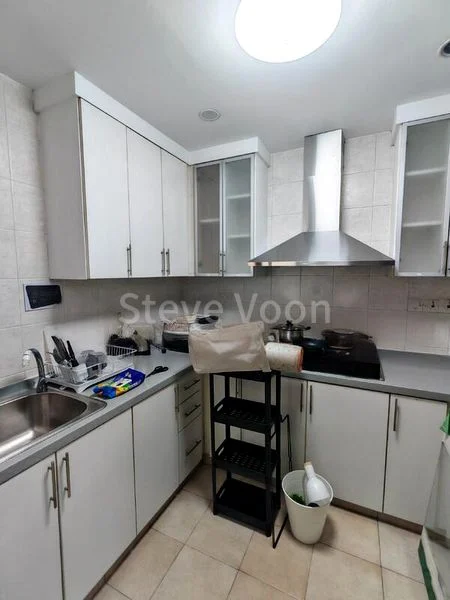 Common Room (Condo) for Rent in Tanglin View - Image 1