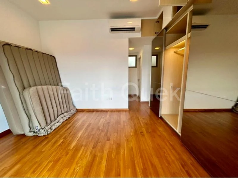 3 Bed Condo for Sale in  The Peak @ Balmeg - Image 2