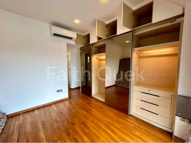 3 Bed Condo for Sale in  The Peak @ Balmeg - Image 4
