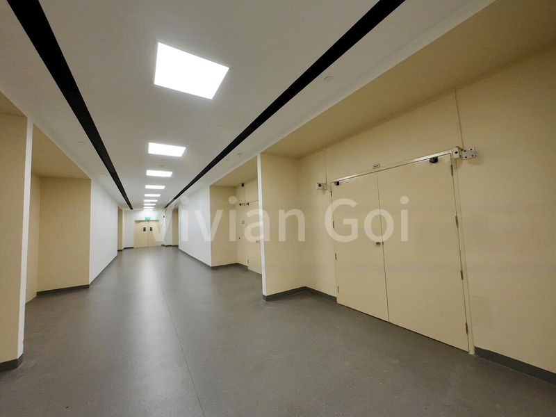 Light Industrial (B1) for Rent: Pacific Tech Centre - Image 3