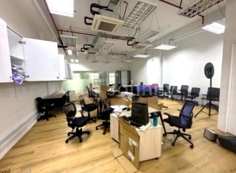 Light Industrial (B1) for Rent: Harbourside Building 2 - Image 3