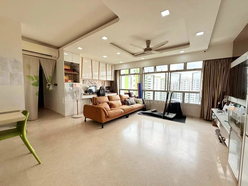 5 Room (5I) HDB for Sale in  523A Tampines Central 7 - Image 5