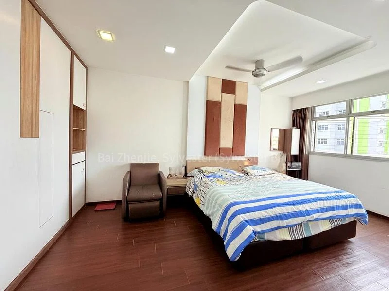 5 Room (5I) HDB for Sale in  523A Tampines Central 7 - Image 3