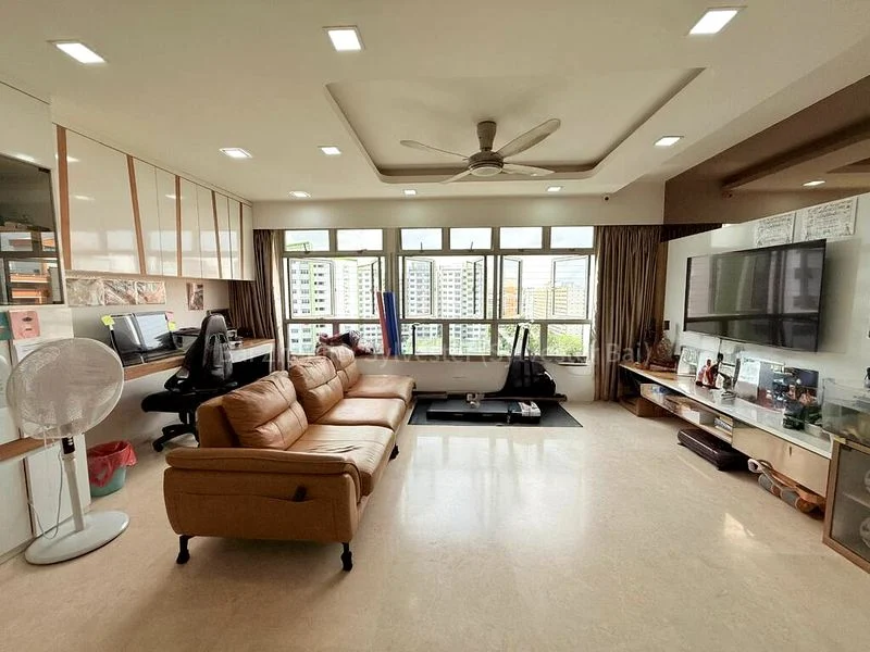 5 Room (5I) HDB for Sale in  523A Tampines Central 7 - Image 6