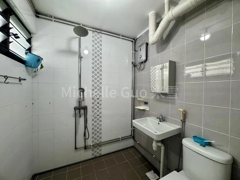 5 Room (5I) HDB for Rent in  168 Woodlands Street 11 - Image 10