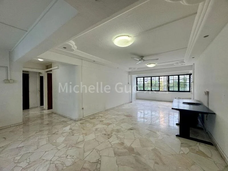 5 Room (5I) HDB for Rent in  168 Woodlands Street 11 - Image 4