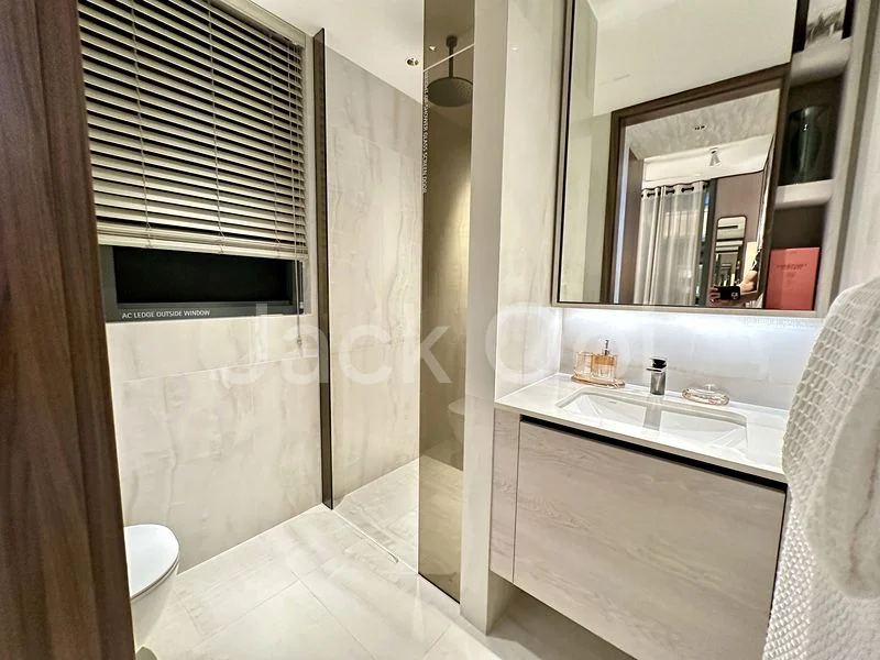 5+1 Bed Apartment (Condo) for Sale in The Continuum - Image 6