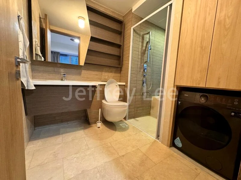 Room (Condo) for Rent in  V On Shenton - Image 4