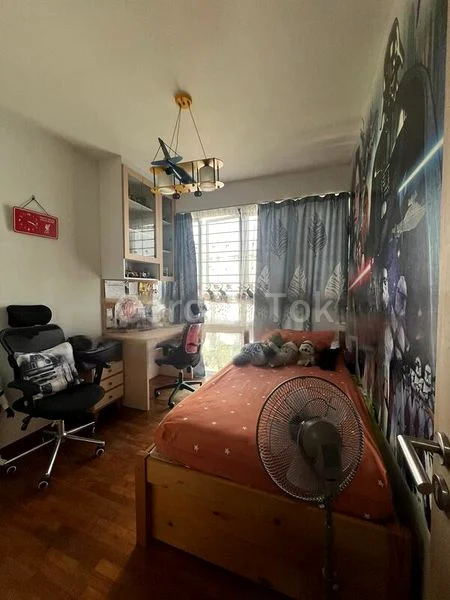 4 Bed Executive Condo for Sale in  Twin Fountains - Image 6