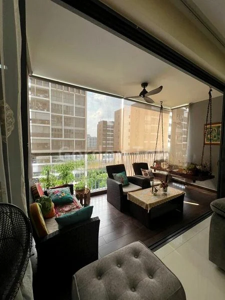 4 Bed Executive Condo for Sale in  Twin Fountains - Image 2