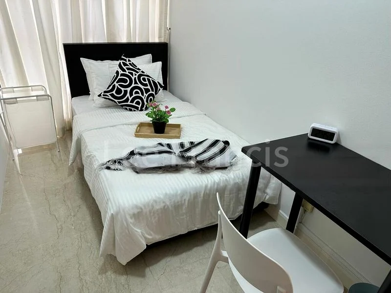 Room (Condo) for Rent in  Heritage View - Image 9