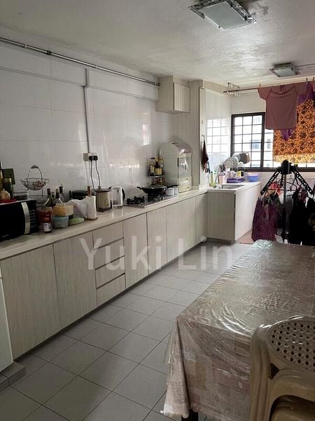 4 Room (4A) HDB for Rent in  158 Tampines Street 12 - Image 8