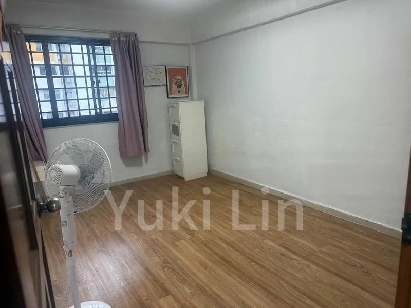 4 Room (4A) HDB for Rent in  158 Tampines Street 12 - Image 6