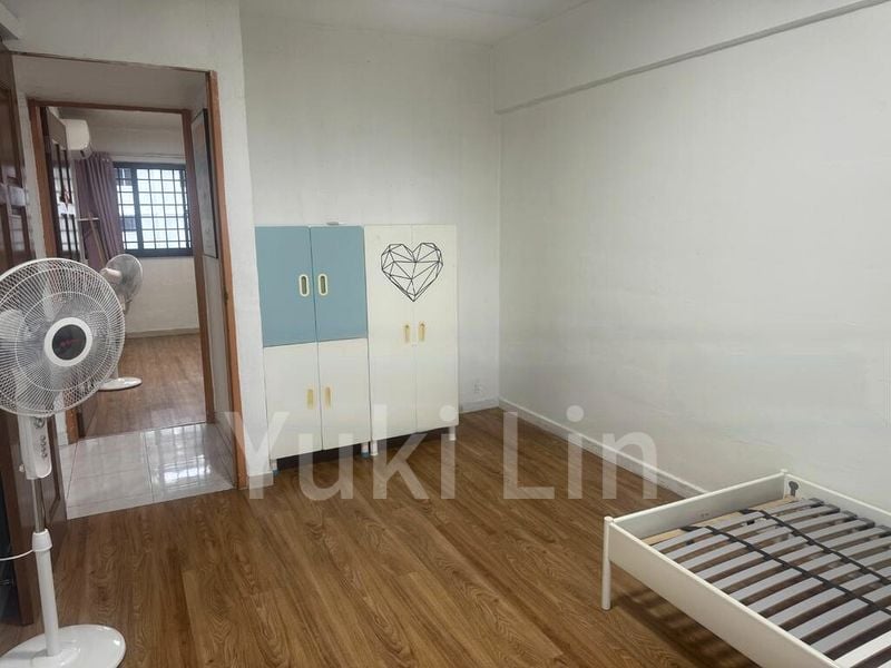 4 Room (4A) HDB for Rent in  158 Tampines Street 12 - Image 5