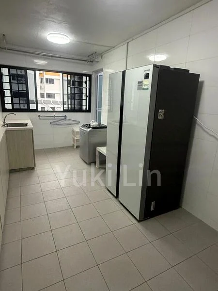 4 Room (4A) HDB for Rent in  158 Tampines Street 12 - Image 2