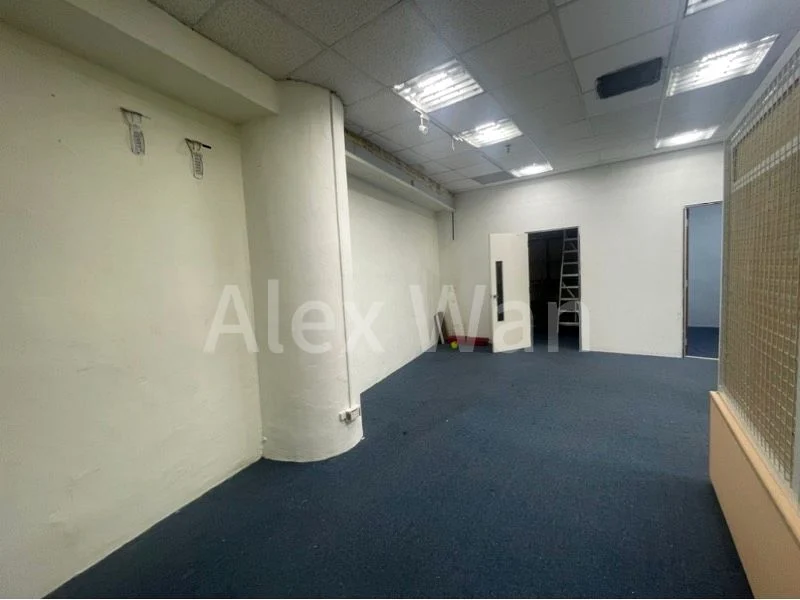 Shop / Shophouse for Sale in Sim Lim Tower - Image 1