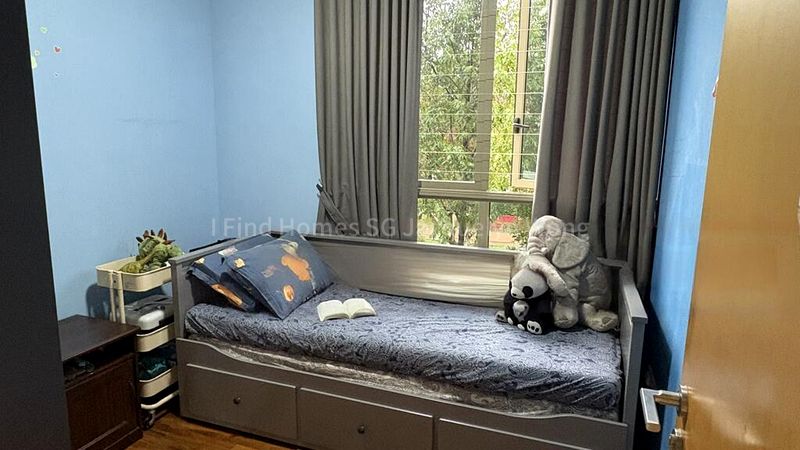 3 Bed Executive Condo for Sale in  Sea Horizon - Image 7