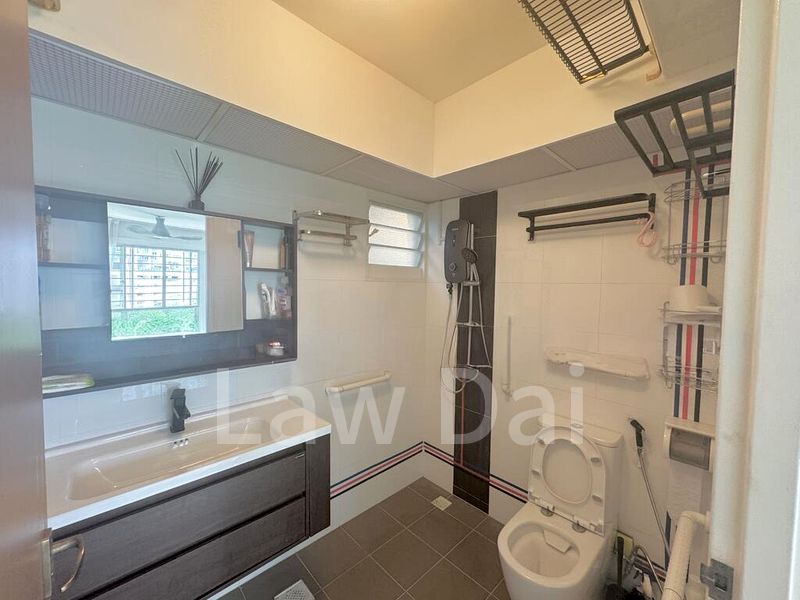 4 Room (4A) HDB for Sale in  43A Margaret Drive - Image 6