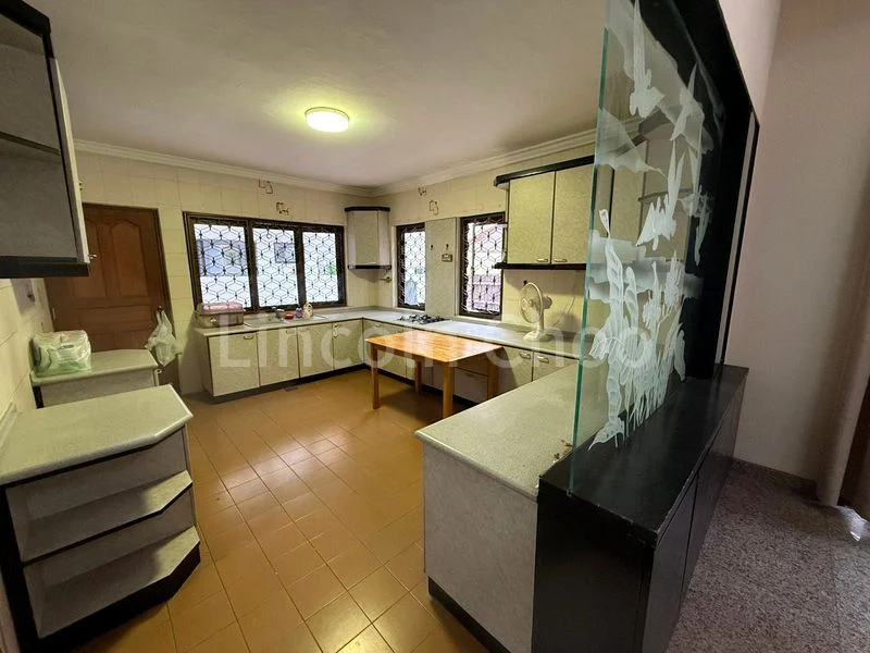 4+1 Bed Semi-Detached House (Landed) for Rent in  Joo Chiat Terrace - Image 8