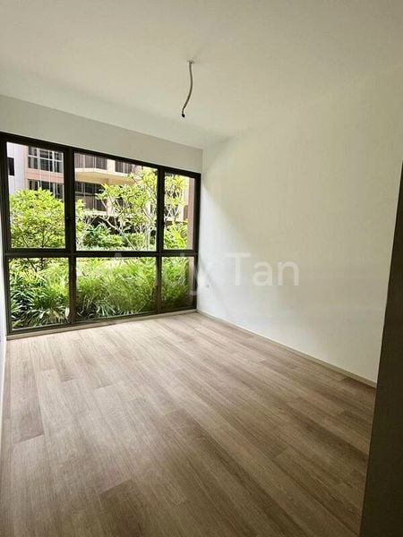 4 Bed Condo for Sale in  The Watergardens At Canberra - Image 11