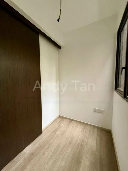 4 Bed Condo for Sale in  The Watergardens At Canberra - Image 9