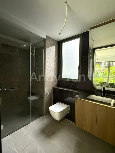 4 Bed Condo for Sale in  The Watergardens At Canberra - Image 7