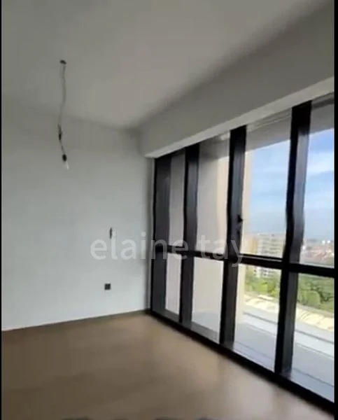 4 Bed Condo for Sale in  Sceneca Residence / Sceneca Square - Image 3