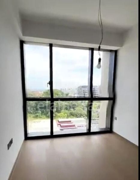 4 Bed Condo for Sale in  Sceneca Residence / Sceneca Square - Image 6