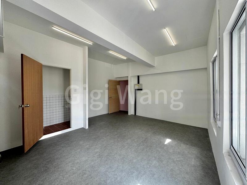 Shop / Shophouse for Rent: Corner Unit | Level 2 | Arab Street - Image 8