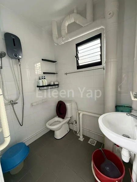 Common Room (HDB) for Rent in 529 Hougang Avenue 6 - Image 2