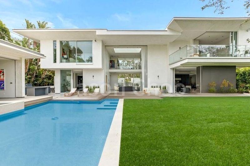 7+1 Bed Bungalow (Landed) for Rent in  Kheam Hock Road - Image 3