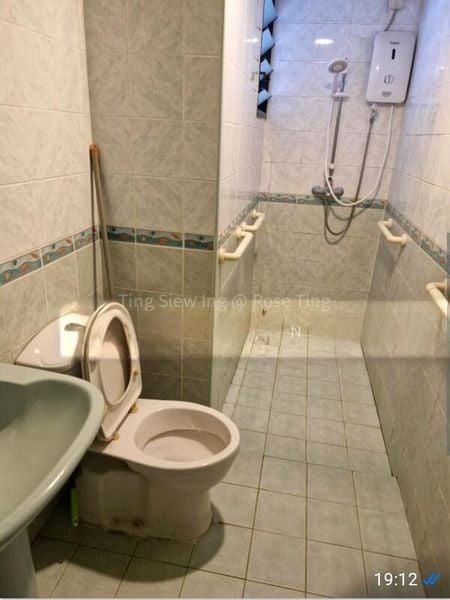 Common Room (HDB) for Rent in  145 Lorong 2 Toa Payoh - Image 3