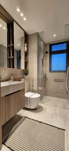 4 Bed Executive Condo for Sale in Otto Place - Image 5