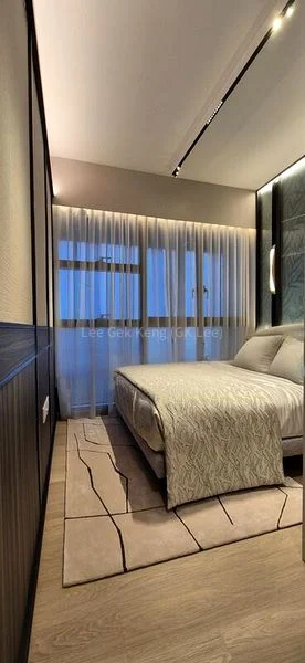 4 Bed Executive Condo for Sale in Otto Place - Image 4