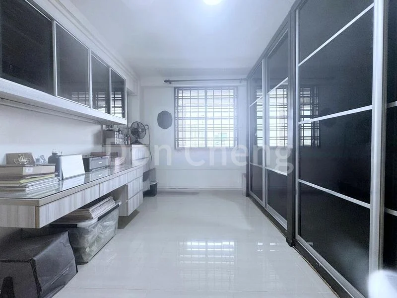 3 Room (3I) HDB for Sale in  53 Lorong 5 Toa Payoh - Image 4