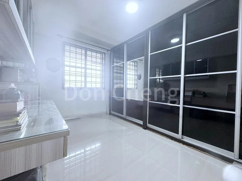 3 Room (3I) HDB for Sale in  53 Lorong 5 Toa Payoh - Image 5