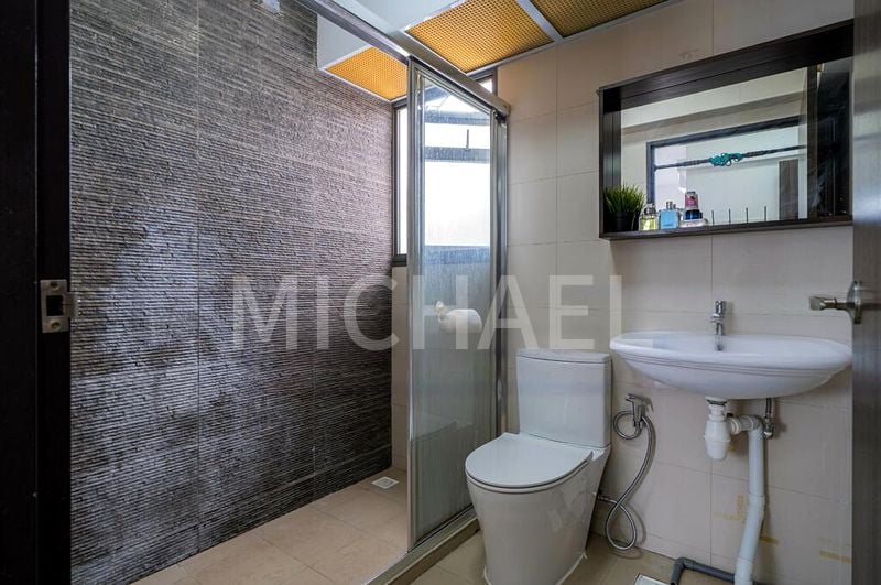 Premium HDB for Sale in  335A Anchorvale Crescent - Image 1